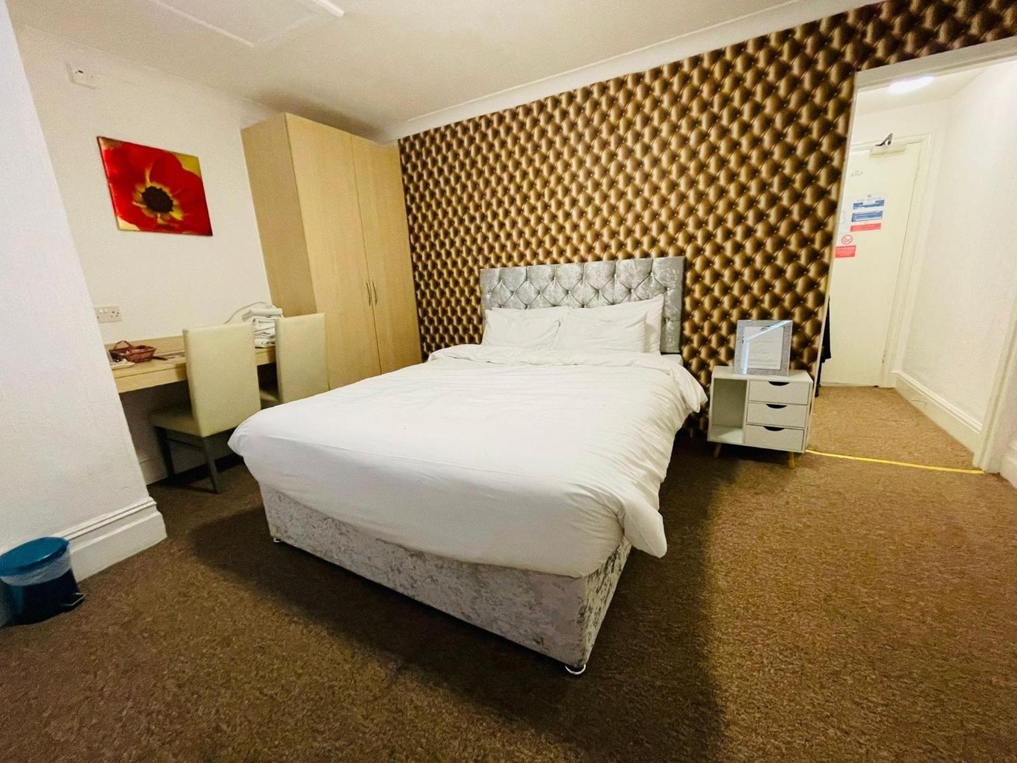 Star Hotel, South Leicester Eksteriør bilde